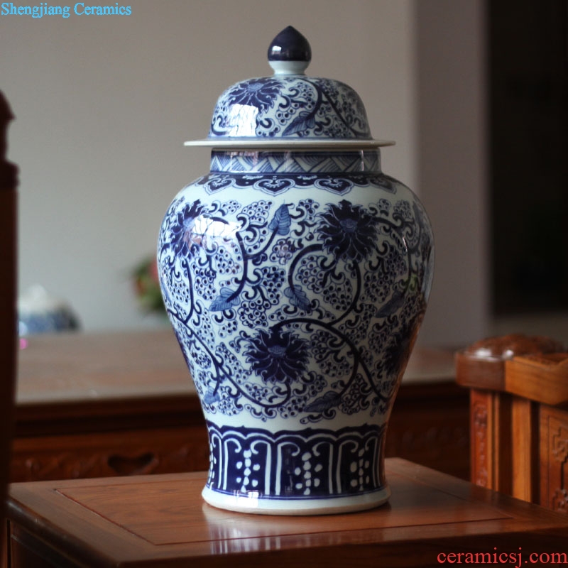Hand painted blue and white porcelain, cover pot large fine ceramic storage tank general pot general handwritten text