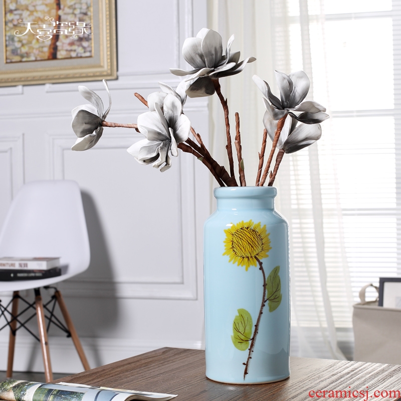 Jingdezhen contemporary and contracted ceramic vase furnishing articles creative living room small pure and fresh and dry flower arranging, table decorations