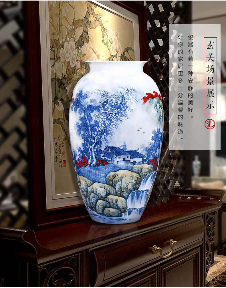 Master of jingdezhen ceramics hand-painted antique flower arranging large Chinese blue and white porcelain vase in the sitting room porch place