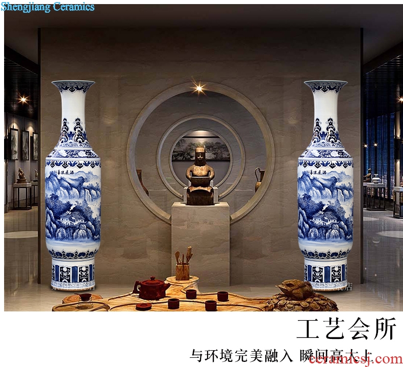 Jingdezhen blue and white porcelain has a long history in the hand-painted ceramic vases, sitting room of Chinese style of large household furnishing articles