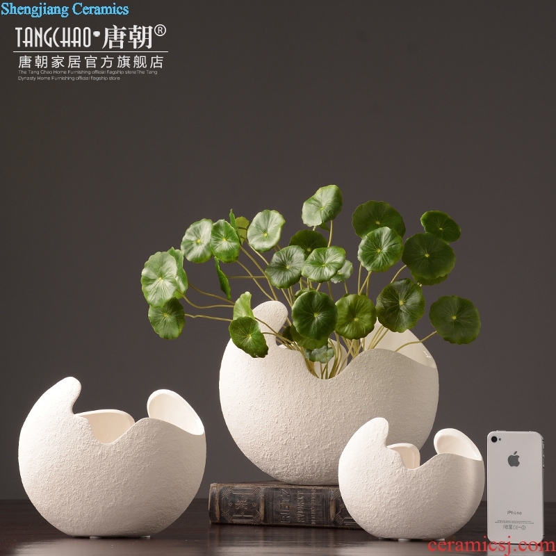 Tang dynasty insert white ceramic vase furnishing articles three-piece suit contemporary and contracted European household soft adornment sitting room decoration