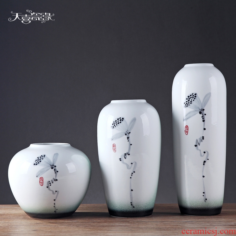 Jingdezhen Chinese decorative porcelain vase three-piece contracted sitting room dry flower arrangement table furnishing articles wedding gift