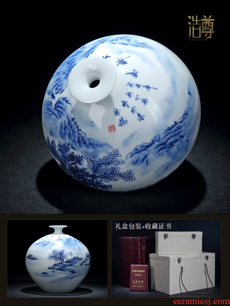 Blue and white porcelain of jingdezhen ceramics vase hand-painted scenery pomegranate bottle furnishing articles of Chinese style living room TV ark arranging flowers