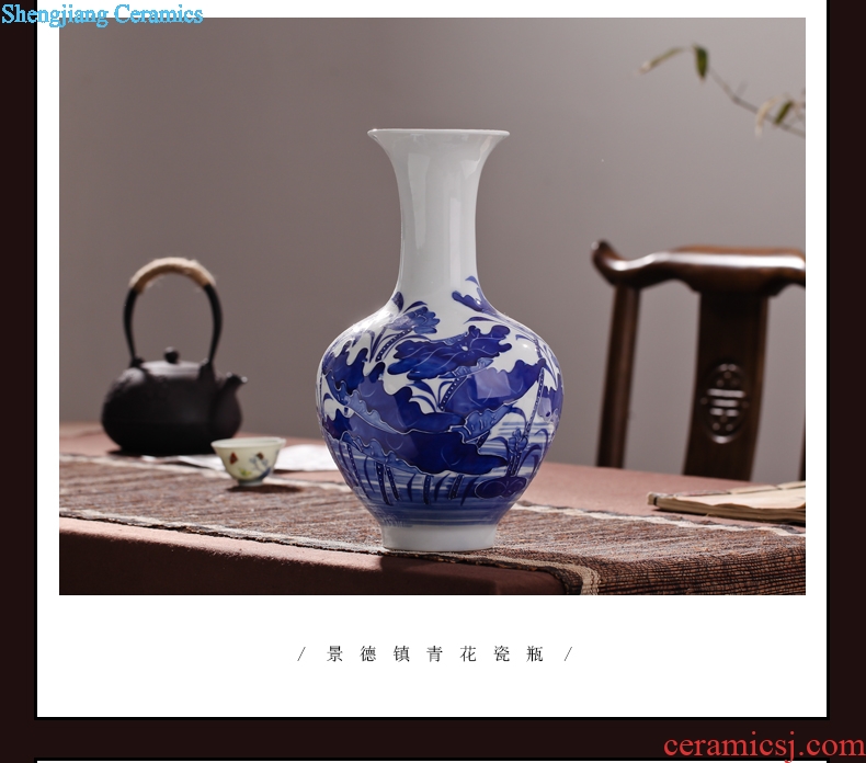 Fang city palace of jingdezhen ceramic antique relief of blue and white porcelain vases, household decoration is a sitting room adornment handicraft