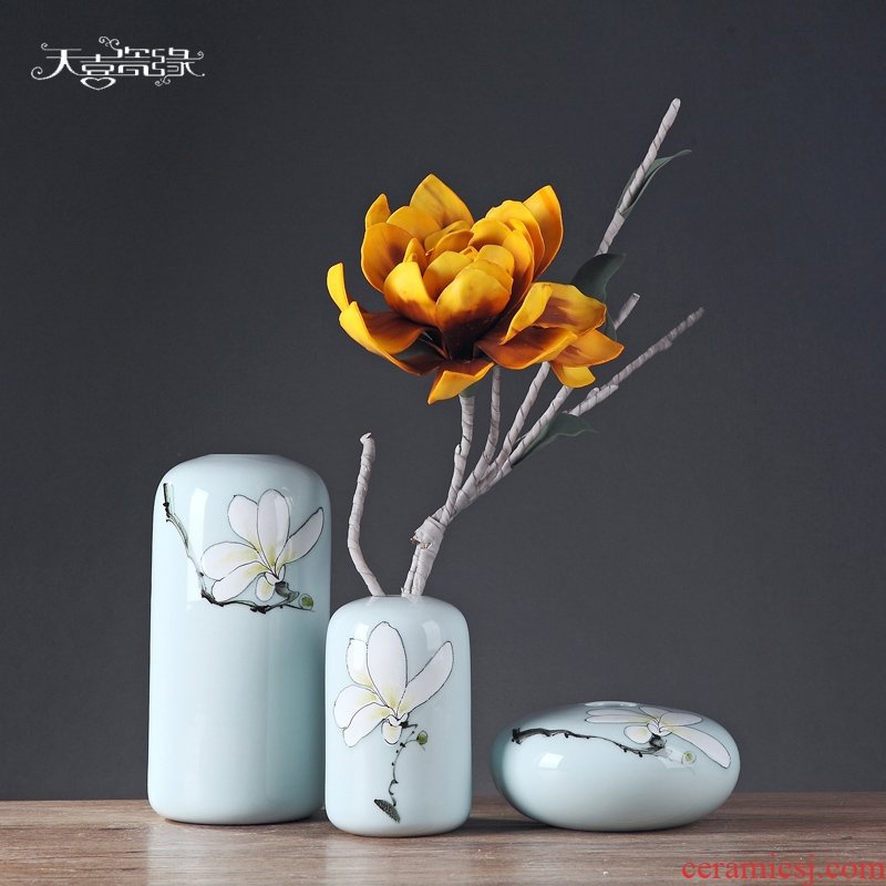 Contemporary and contracted ceramic flower arrangement sitting room dry vase creative fashion TV table wine household soft adornment