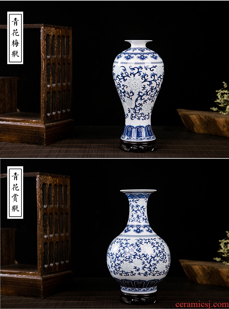 Blue and white and exquisite flower arranging bone porcelain of jingdezhen ceramics thin foetus floret bottle of modern Chinese style sitting room adornment is placed