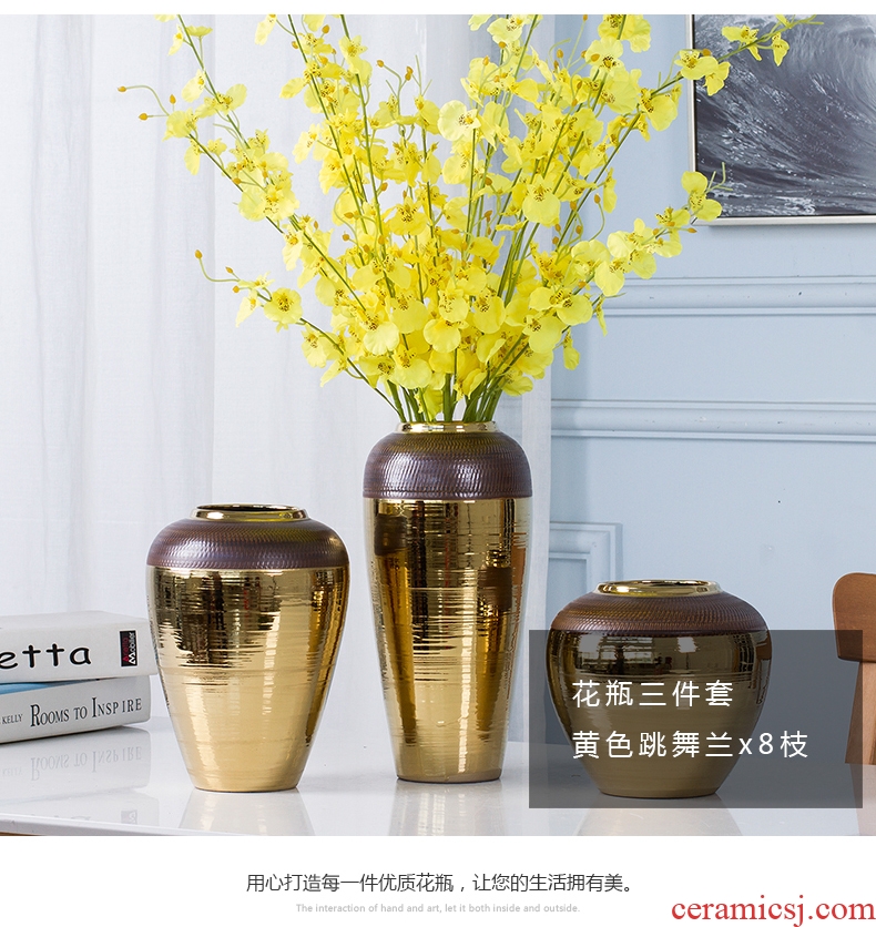 Jingdezhen European golden vase flower arrangement sitting room home decoration ceramic bottle of table wine porch place home