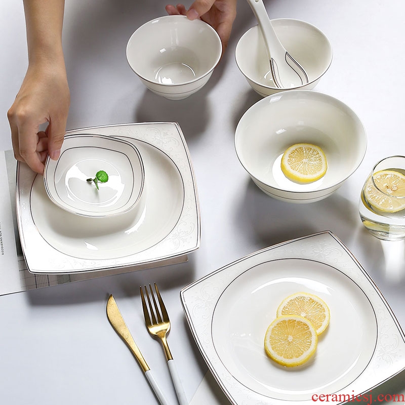 Jingdezhen ceramic dishes suit contracted household bone porcelain tableware suit dishes combine European cloud plate clean