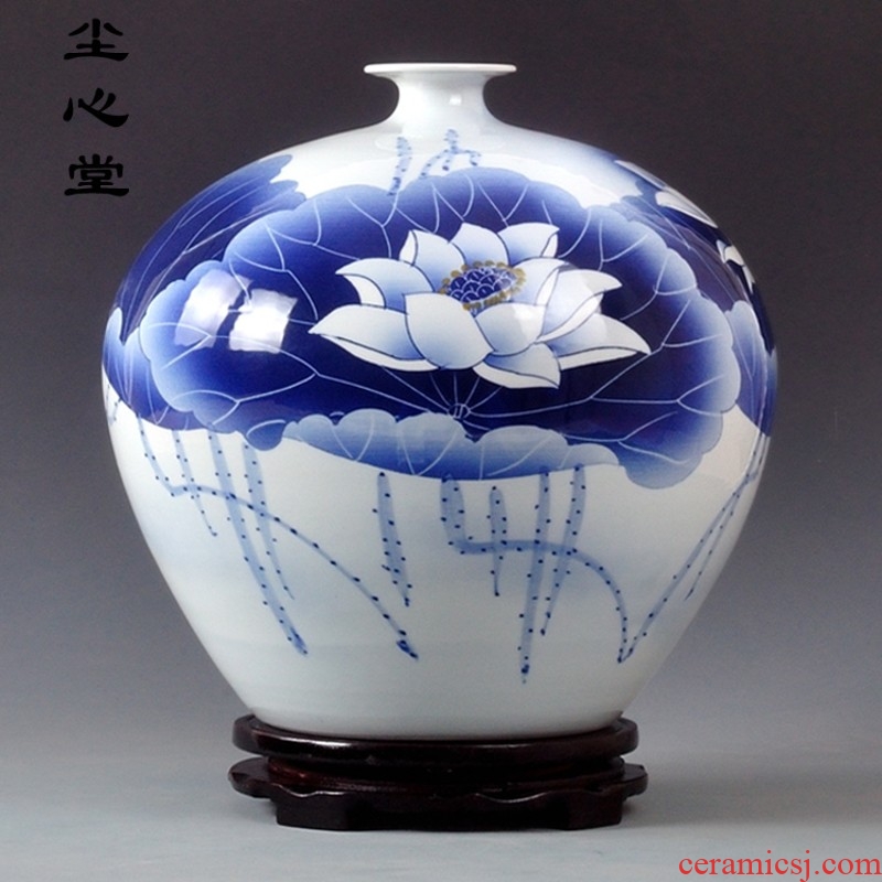 Dust heart of jingdezhen ceramics Wu Wenhan hand-painted gourd national color blue and white porcelain vase peony Chinese style decoration