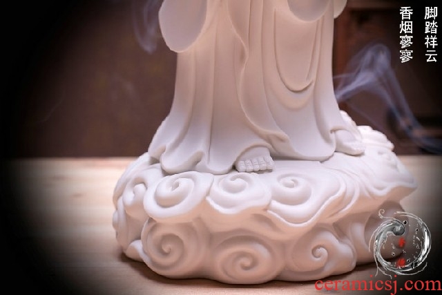 Dust heart dehua white porcelain Buddha buddhist worship supplies dehua ceramic boutique xiangyun guanyin wealth and good luck