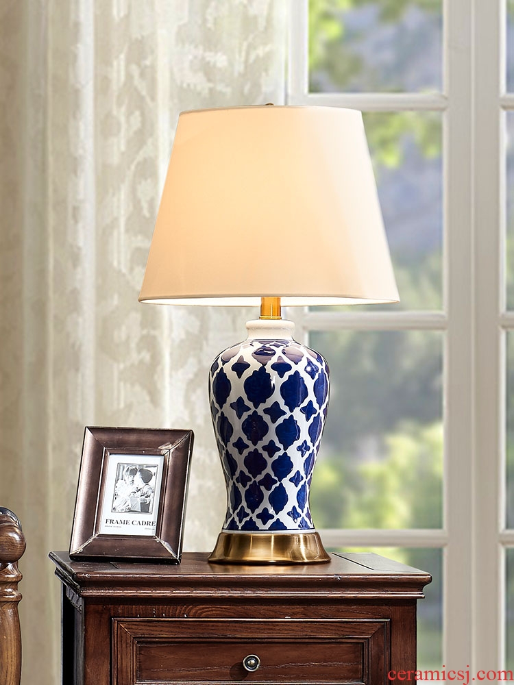New Chinese style blue light blue and white porcelain ceramic desk lamp lamp of bedroom the head of a bed contemporary and contracted American luxury example room living room