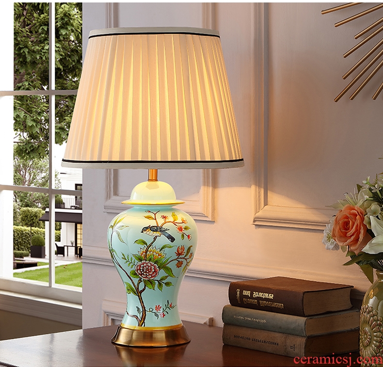 Modern new Chinese style ceramic desk lamp American creative hand-painted painting of flowers and restoring ancient ways continental warm sitting room bedroom berth lamp