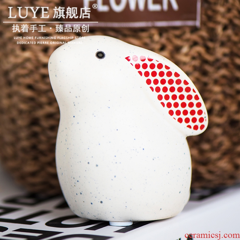 Zakka of a small rabbit animal ceramic furnishing articles cute cartoon creative household adornment ornament gift