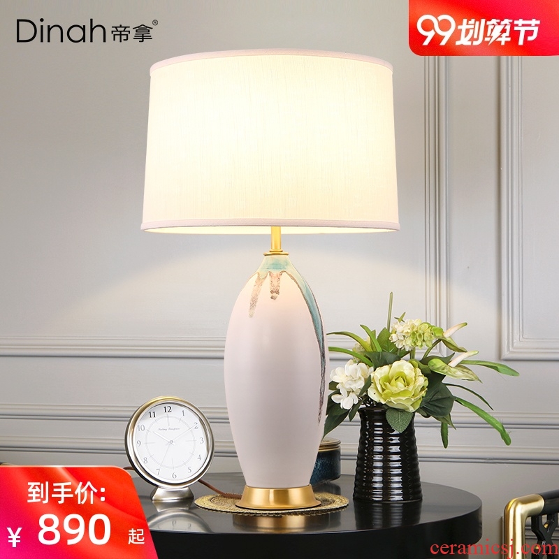 Jingdezhen hand-painted ceramic desk lamp new Chinese creative living room sofa tea table lamp American Nordic light extravagant chandeliers