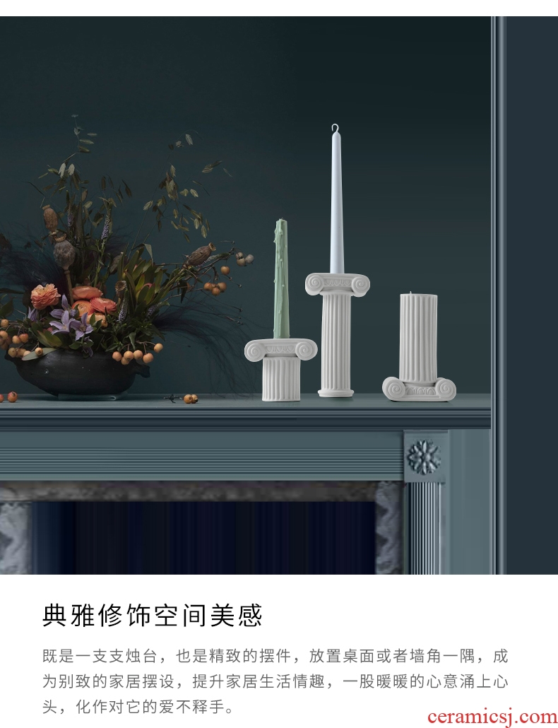 Ceramic table candlestick posed Nordic household atmosphere, soft outfit collocation of stylist of adornment furnishing articles light luxury decoration