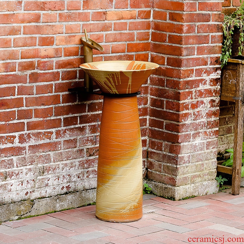 Vertical column basin ceramic column type lavatory courtyard simple outdoor floor industry integrated sink basin on the wind