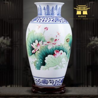 Insert jingdezhen blue and white ceramics powder enamel vase fragrant lotus classical famous hand-painted home sitting room adornment is placed