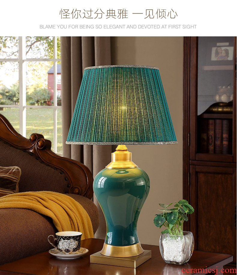 Emerald green ceramic desk lamp the study of new Chinese style restoring ancient ways American luxury european-style bedroom berth lamp sitting room atmosphere