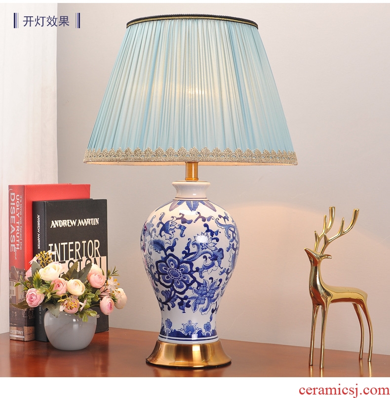 Bedroom nightstand lamp lights of blue and white porcelain ceramic retro ins American study of contracted sitting room warm light decoration