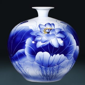 Master of jingdezhen ceramics hand-painted blue and white porcelain vase pomegranate bottle of large Chinese sitting room adornment is placed