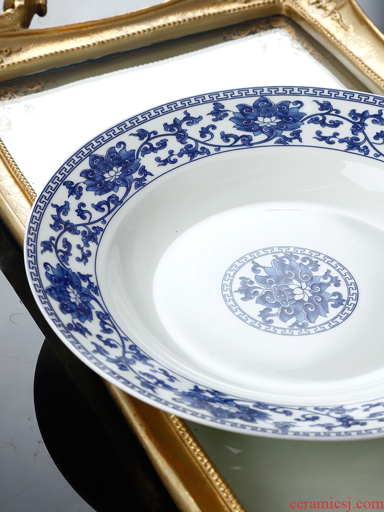 The dishes suit household jingdezhen ceramic bone China tableware suit Chinese blue and white porcelain bowls bowl dish bowl chopsticks combination