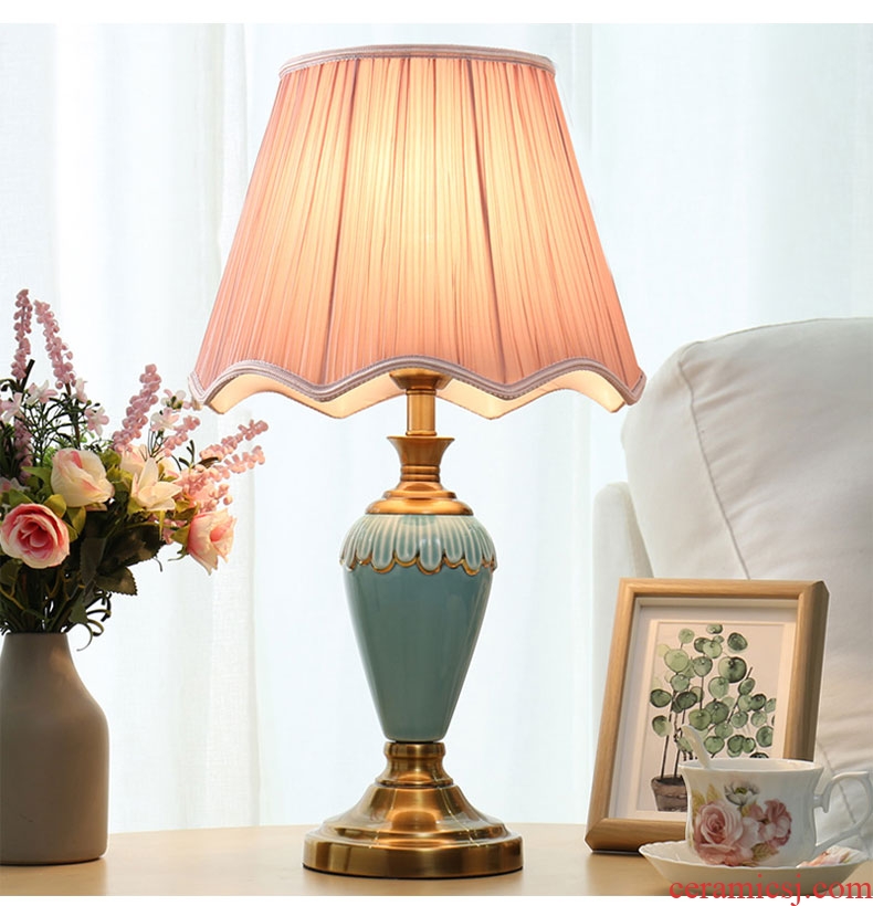 American simple ceramic desk lamp lamp of bedroom the head of a bed warm romantic personality study marriage room sitting room dimmer remote control