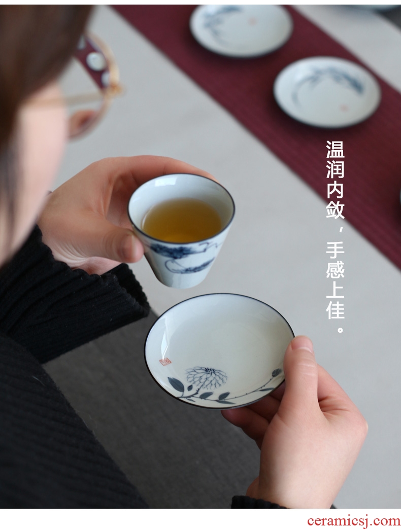 Drink to jingdezhen hand-painted teacup pad of blue and white porcelain ceramic cup spare parts for Japanese insulation pad tea cups