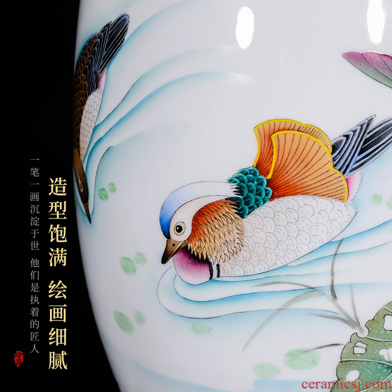 Jingdezhen ceramics hand-painted pastel plug landing big vase dry flower arranging new sitting room of Chinese style household furnishing articles with a gift