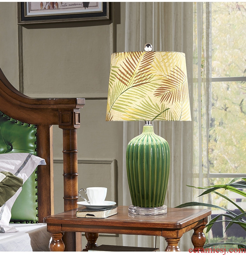 American pastoral ceramic desk lamp of desk lamp modern creative warm sitting room adornment bedroom berth lamp