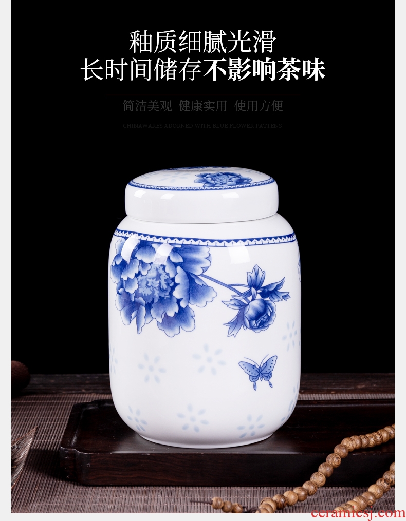 Blue and white porcelain, caddy mini seal pot jingdezhen tea accessories small portable tank tea