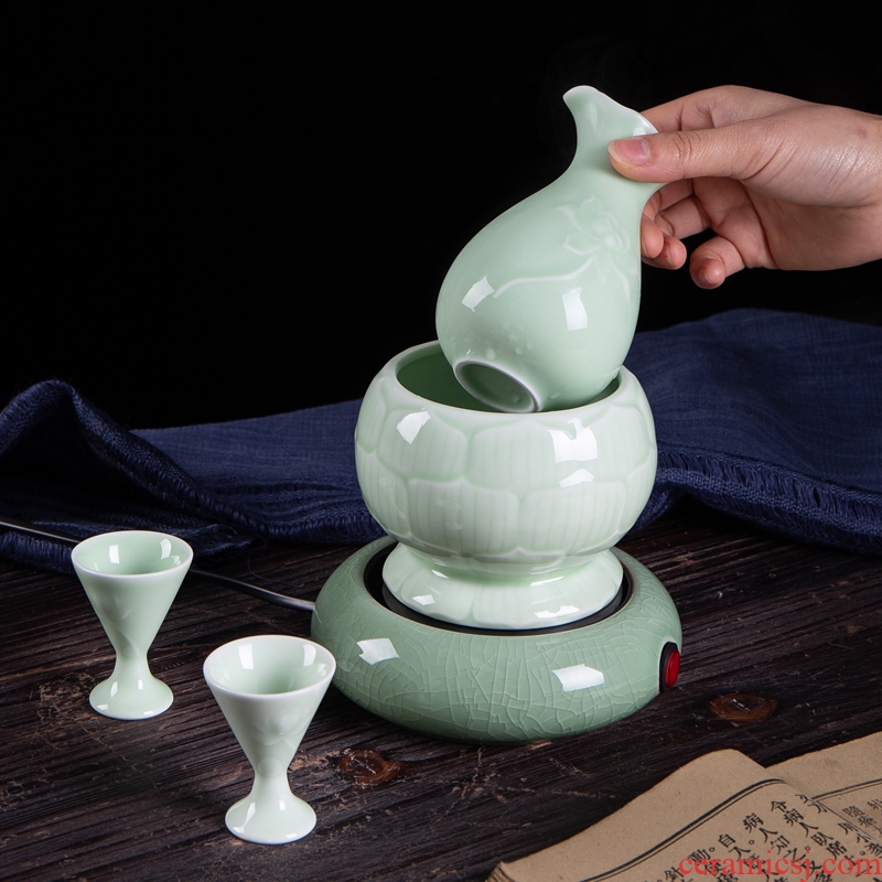 Jingdezhen ceramic temperature wine pot of wine suit green glaze hot hot wine warm hip home wine and rice wine liquor cup