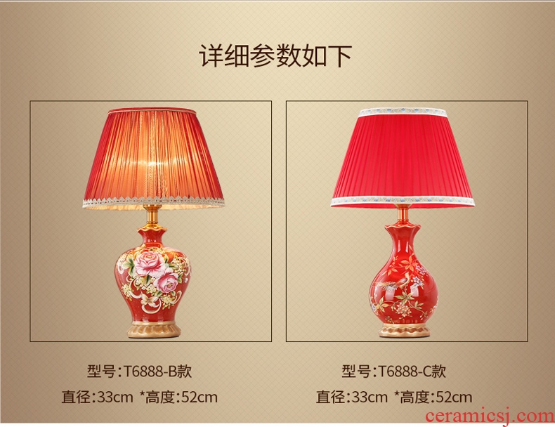 The bedroom nightstand lamp with Chinese style is contemporary ceramic creative taste sweet and romantic wedding room lamp dowry marriage