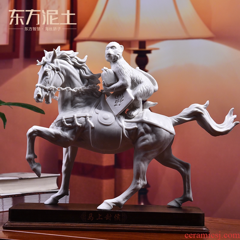 Oriental soil office business gifts dehua white porcelain sculpture art ceramic crafts/seal hou immediately
