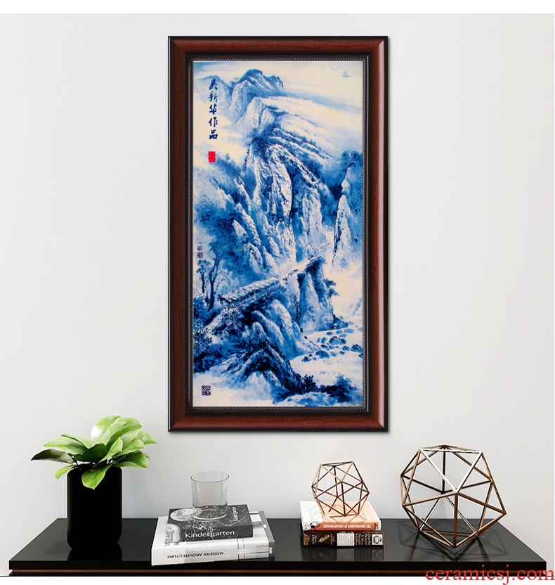 Adornment of jingdezhen blue and white porcelain porcelain plate painting the living room sofa background mural painting in the hotel corridor