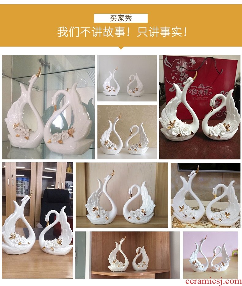 Practical wedding present European furnishing articles swan wine accessories creative living room TV ark ceramic craft gift