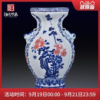 Jingdezhen ceramic hand-painted blue and white youligong ears statue imitation qing qianlong vase sitting room home furnishing articles