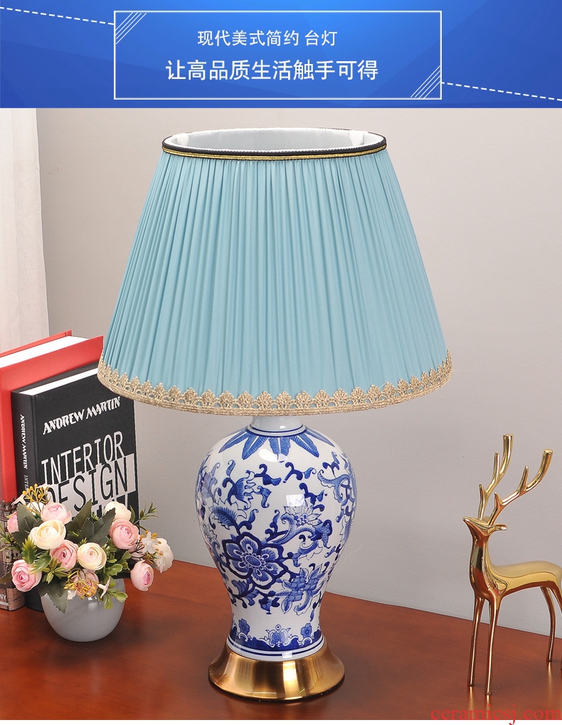 Bedroom nightstand lamp lights of blue and white porcelain ceramic retro ins American study of contracted sitting room warm light decoration