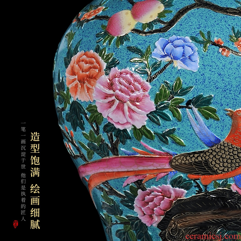 Jingdezhen ceramics archaize qing qianlong as gold glaze carving painting of flowers and the general pot of home sitting room adornment is placed