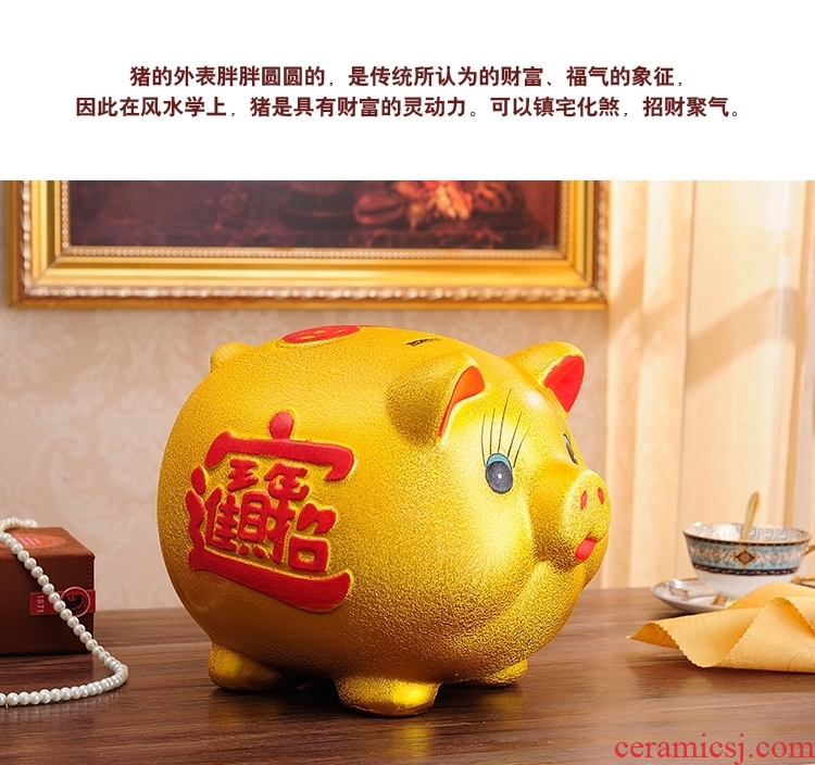 Ceramic jar pig thing well in reveal a cute little golden pig pig boy storage tanks coin shops