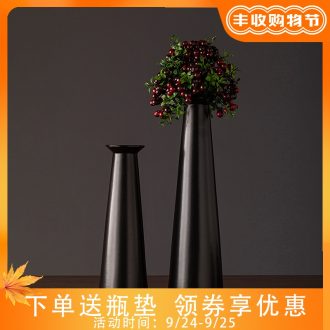 Jingdezhen ceramic vase simple retro black sitting room porch TV ark home furnishing articles new decorative vase