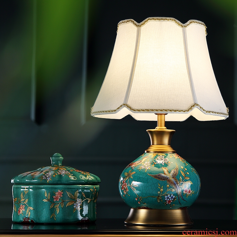 American ceramic lamp is acted the role of form a complete set of furnishing articles rouge box of blue and white porcelain painting of flowers and desktop art restores ancient ways hand-painted ornaments