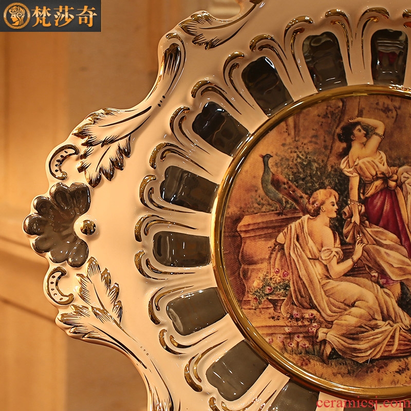 Vatican Sally's European character ceramic decoration plate furnishing articles household act the role ofing is tasted wine accessories rich ancient frame plate shelf