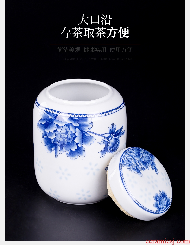 Blue and white porcelain, caddy mini seal pot jingdezhen tea accessories small portable tank tea