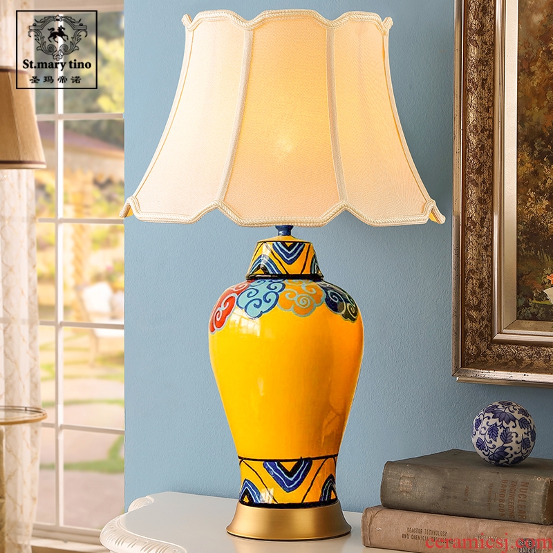 New Chinese style ceramic desk lamp bedside lamp sitting room bedroom restoring ancient ways of jingdezhen blue and white porcelain is zen American decoration full copper
