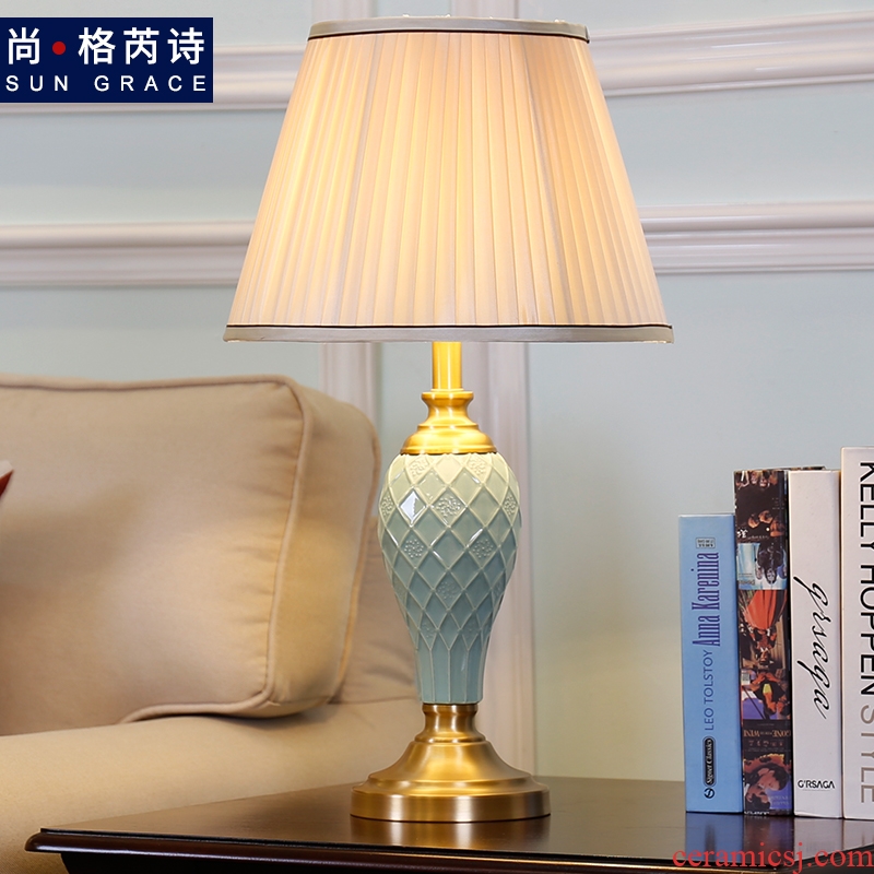 European contracted sitting room adornment lamps and lanterns study lamp fashion designer individuality creative ceramic desk lamp of bedroom the head of a bed