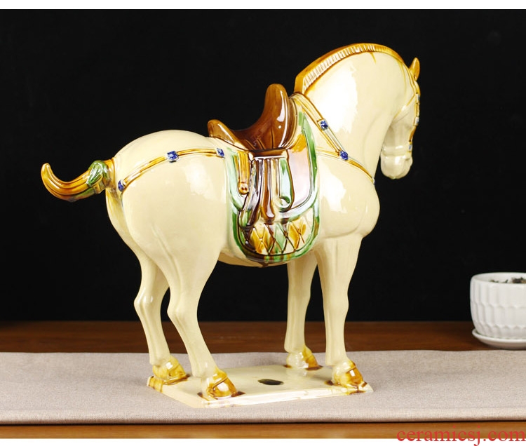 Dust heart tang sancai horse ceramic furnishing articles sitting room TV ark lucky decoration and home decoration arts and crafts