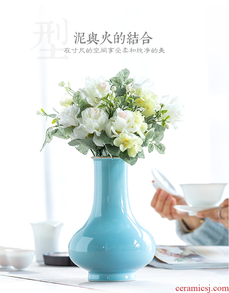 Jingdezhen ceramics creative modern shadow blue glaze sitting room put dry vase new Chinese style household soft adornment is placed