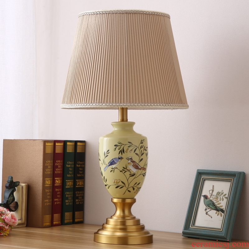 American pastoral lamp light Angle of sitting room sofa a few new Chinese style of bedroom the head of a bed Europe type restoring ancient ways all copper ceramic lamp