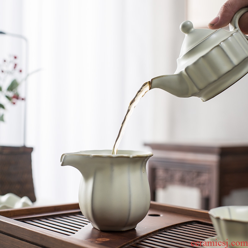 Your kiln tea suit household modern jingdezhen ceramic kung fu tea cups of a complete set of simple circular teapot