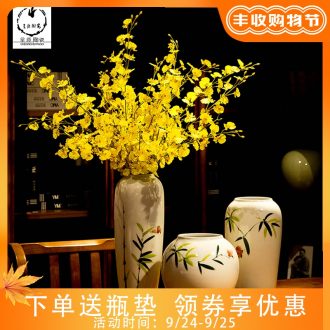 Contemporary and contracted fashion creative furnishing articles be born the sitting room of jingdezhen ceramics dried flower vase household decorations
